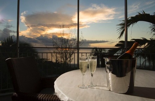 Grace Bay Condo | Book NOW for Fall! 20% Off 1, 2, and 3 Bedroom Rentals through December 19th.