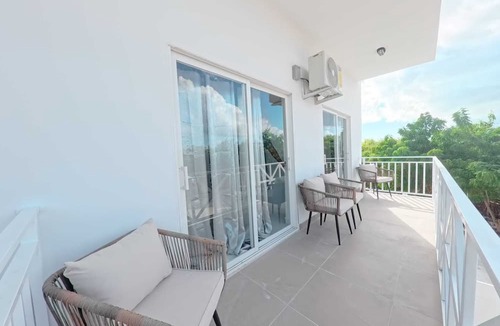 Grace Bay Apartment | 21 North Hotel