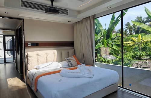 Thoddoo House | Sunny Pavilion