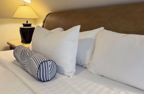 Cockburn Town Hotel | Grand Turk Inn