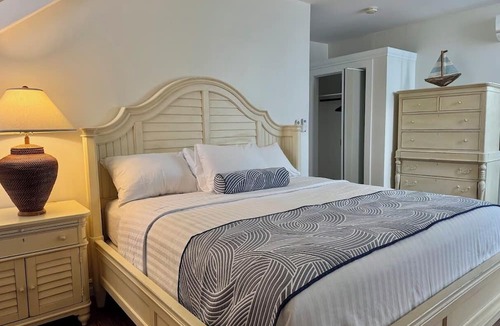 Cockburn Town Hotel | Grand Turk Inn
