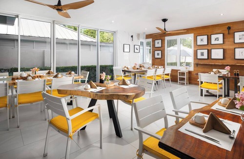 Grace Bay Hotel | The Oasis at Grace Bay