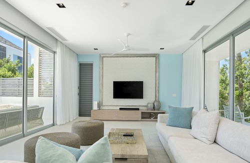 Long Bay Hills Villa | Long Bay Beach Club