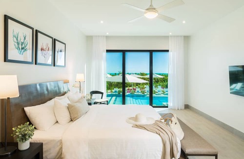 Long Bay Condo | H2O Life. Style. Resort.