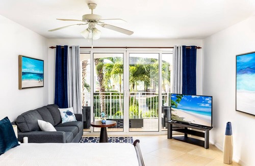 The Bight Condo | La Vista Azul Modern Condo Ocean Views