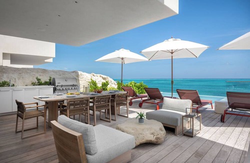 Leeward Settlement Apartment | Beach Enclave
