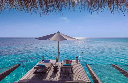 Reethi Rah House | Water Villa Queen Pool at One&Only Reethi Rah!