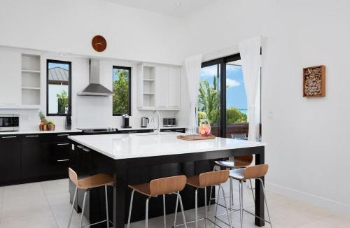 Long Bay Villa | Bora 4 BR Villa