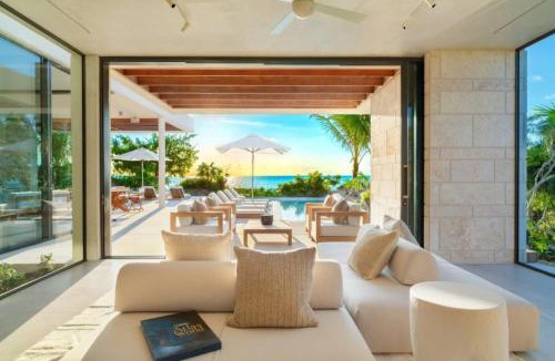 Long Bay Resort | Ultra-Luxury Beachfront Estate Long Bay Beach Private Resort Villa