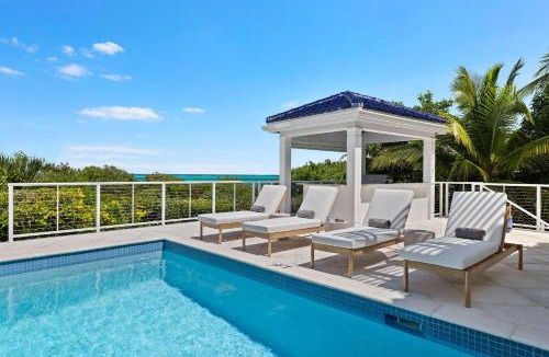 Blue Mountain Villa | Aqualina Villa