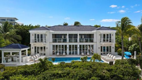 Blue Mountain Villa | Aqualina Villa