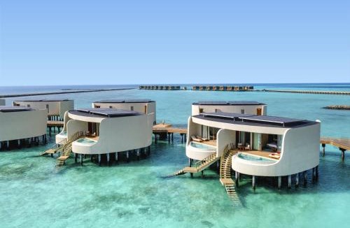 Farukolhufushi Island Resort | Centara Grand Lagoon Maldives