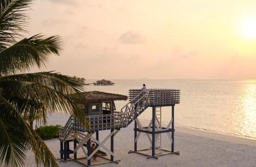 Lankanfinolhu Resort | Villa Nautica Paradise Island Resort
