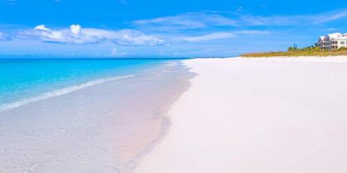Leeward Settlement House | 20% Off May 27-29 Great Reviews Walk 2 Beach Pool