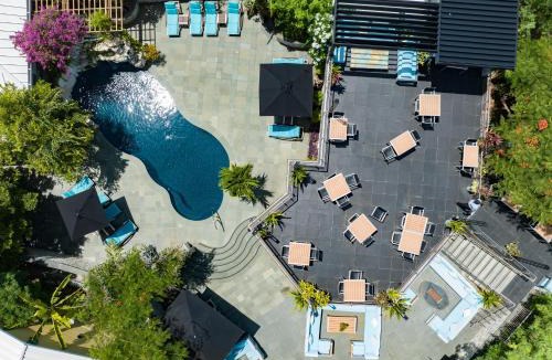 Venetian Road Settlement Resort | Kokomo Botanical Resort - Caribbean Family Cottages