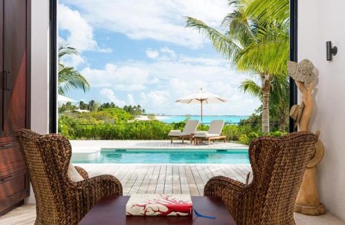 Leeward Settlement Villa | Luxury Saving Grace Villa Retreat
