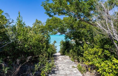 Ocean Point House | Secluded Escape, Ocean Views, Plunge Pool and Hot Tub, Overlooking Scenic Turquoise Waters