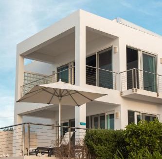 Ocean Point Villa | SulMare at Sapodilla Bay Luxury villas