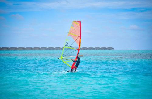 Dhiffushi House | Rashu Hiyaa Hotel