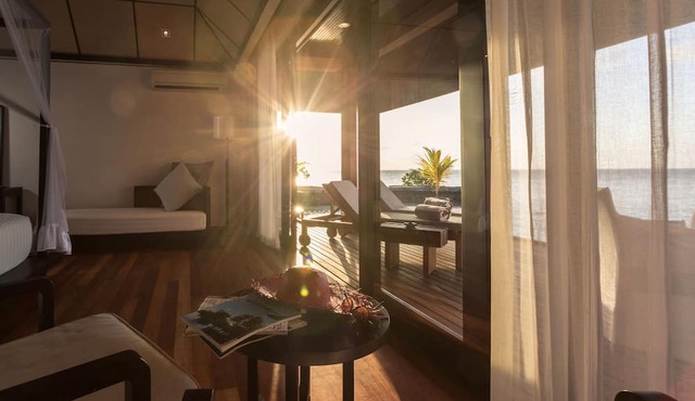 Lily Beach Resort & Spa - All Inclusive in Huvahendhoo