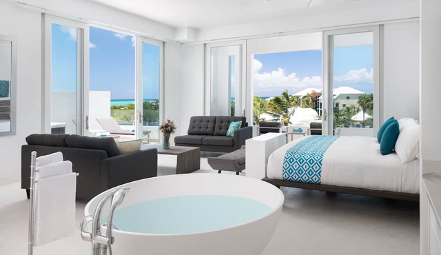 Zenza Boutique Hotel in Providenciales