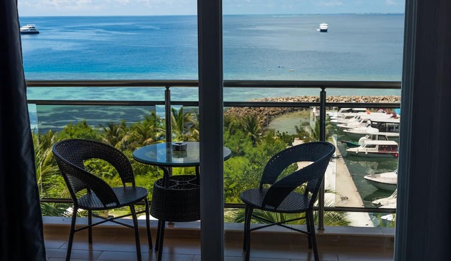 iCom Marina Sea View in Maafushi