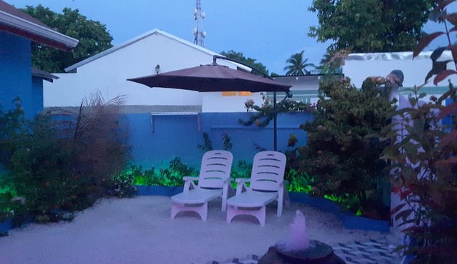 Magic Life Guest House in Felidhoo