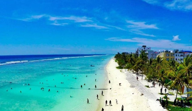 Spacious 3 BR Apartment Near Beach - 7 Min Walk, Maldives in Hulhumale