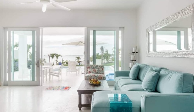 SulMare at Taylor Bay Luxury Villas