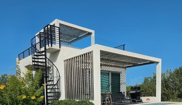 Private Pool Villa | Walk to Sapodilla Bay | Stunning Chalk Sound Views in Providenciales