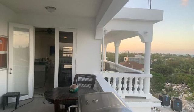 New Condo with Sea View in Providenciales