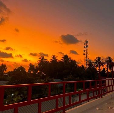 Infinite Lagoon in Mandhoo