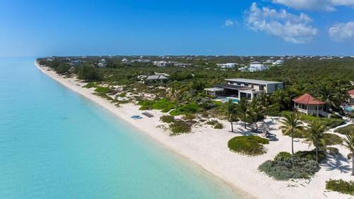 Clevelander in Long Bay Hills