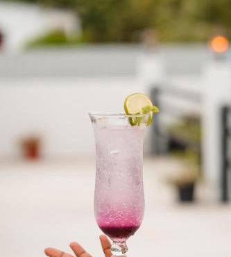Feeali Buddies Inn in Dhidhoofinolhu Island