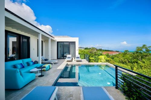Skyline Villas - Villa Pluto Oceanfront with Private Pool in Providenciales