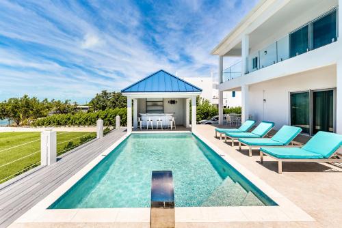 New Unique Villa Blue Top! 2 Bedroom Waterfront in Providenciales