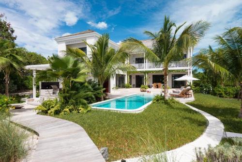 Luxury Saving Grace Villa Retreat in Little Water Cay