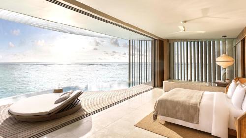 The Ritz-Carlton Maldives, Fari Islands in Malé